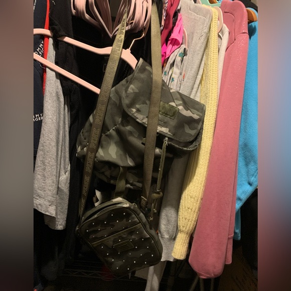 PINK Victoria’s Secret bundle of 2 bags. One cross body and one mini backpack - Picture 7 of 7